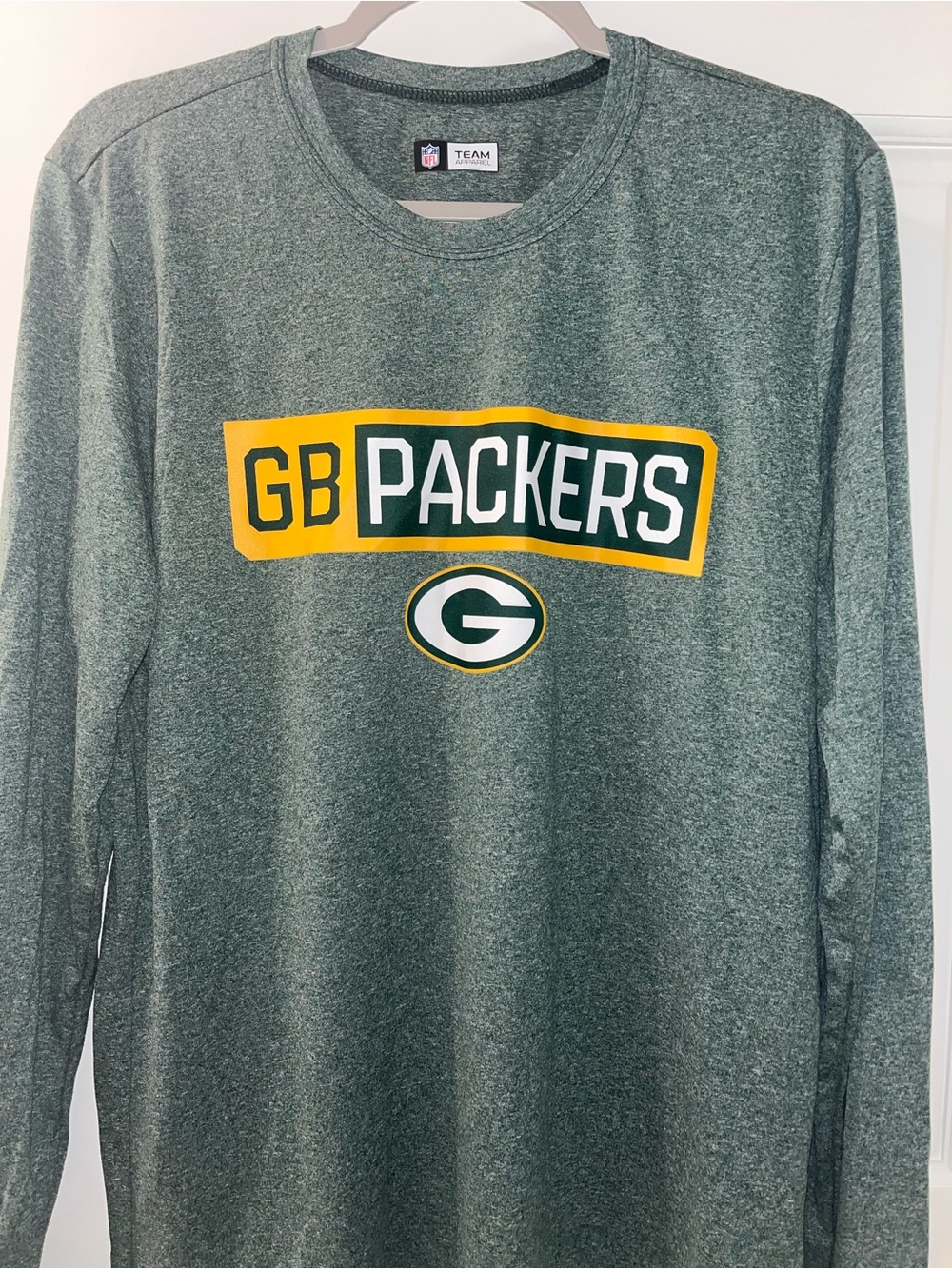 NWOT Green Bay Packers Heather Green Long Sleeve Team Shirt